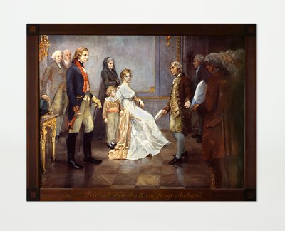Das Öl-Gemälde zeigt eine Szene, die so nie stattgefunden hat: Franz Carl Achard präsentiert Preußens König Friedrich Wilhelm III. und der in der Bildmitte sitzenden Königin Luise ein Dokument. Neben der weißgekleideten Königin steht ein Kind.